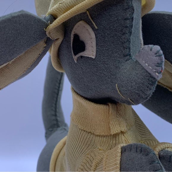 Antique stuffed animal large ears mouse with sock clothing heavy felt hand made - Picture 12 of 13